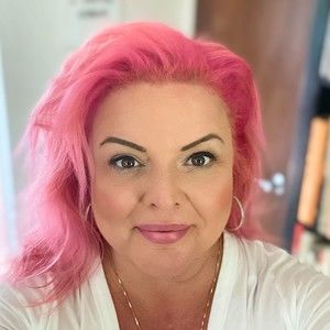 Meet your Posher, Mishou